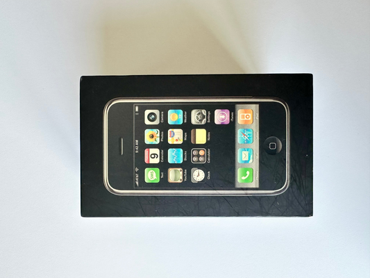 Apple iPhone 2G – First Generation, Original Box Included