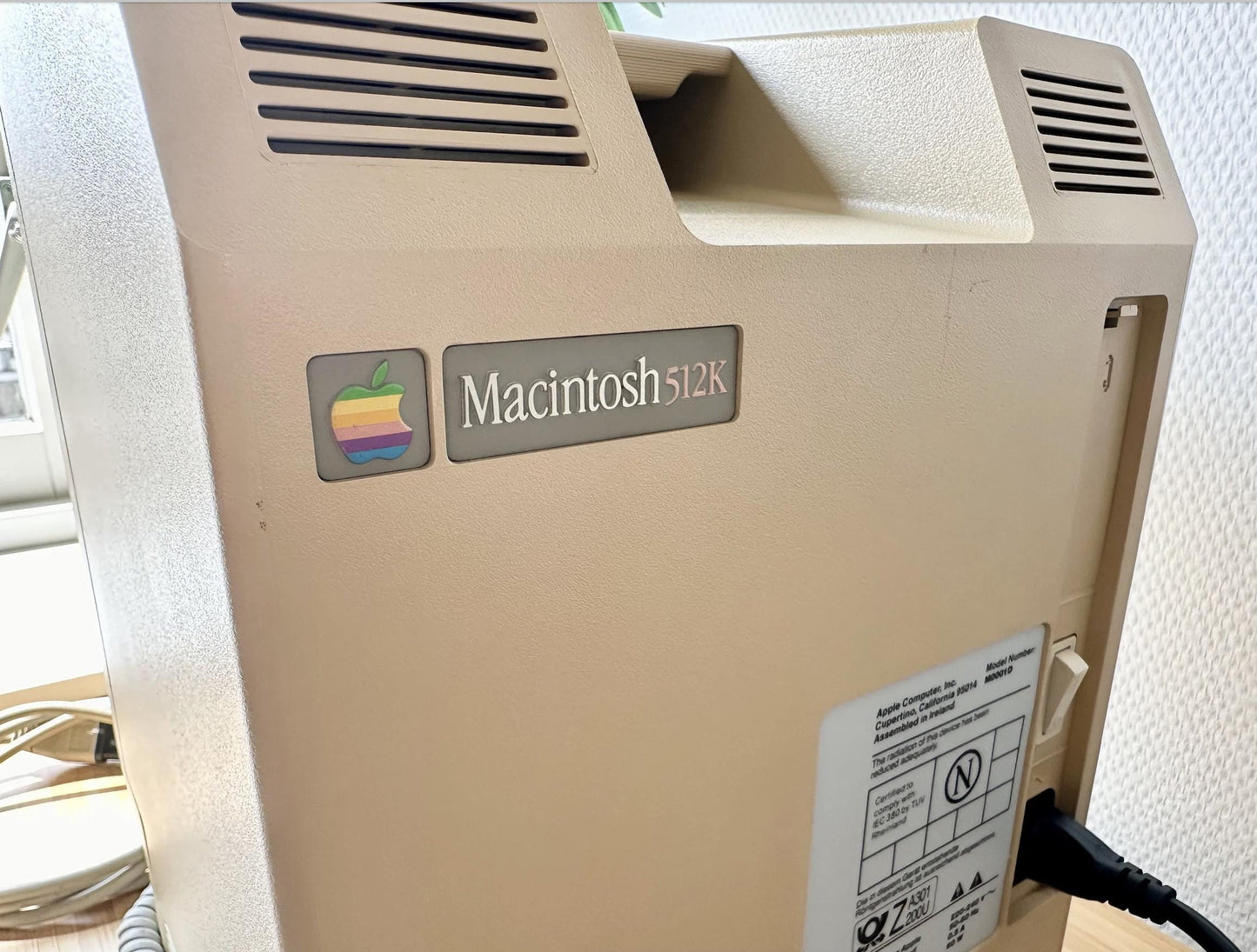 Vintage Apple Macintosh 512k