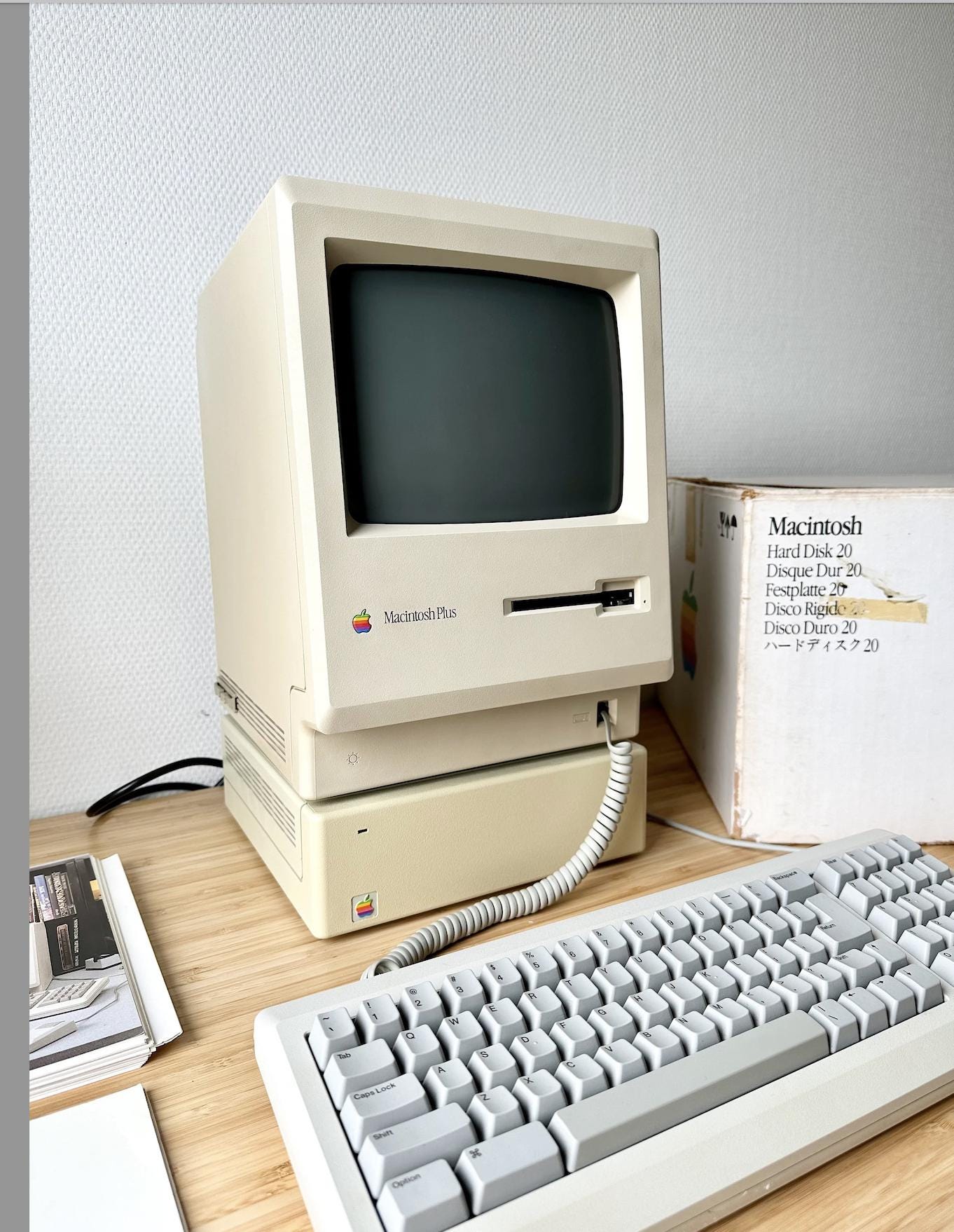 Apple Macintosh Plus with Hard disk 20