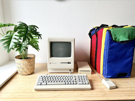 Apple Macintosh 512K ED signed by "Steve Jobs"