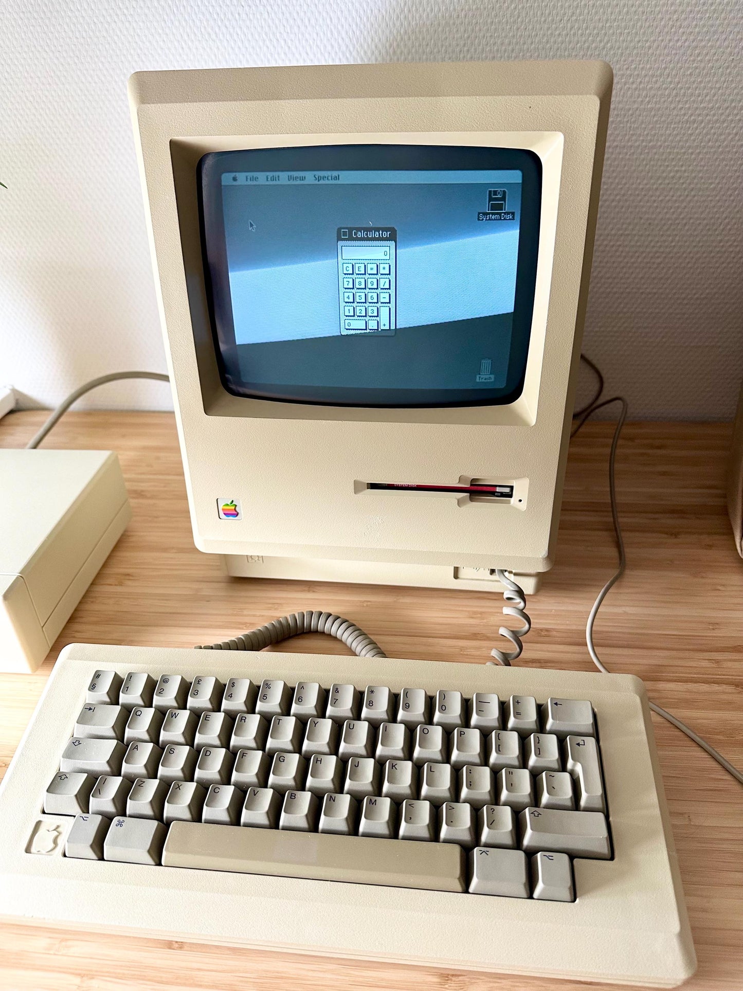 1984 Apple Macintosh 512k - Complete Set